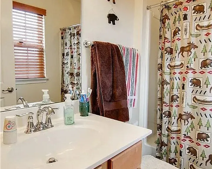 506 Broadmore Ln — Photo 8