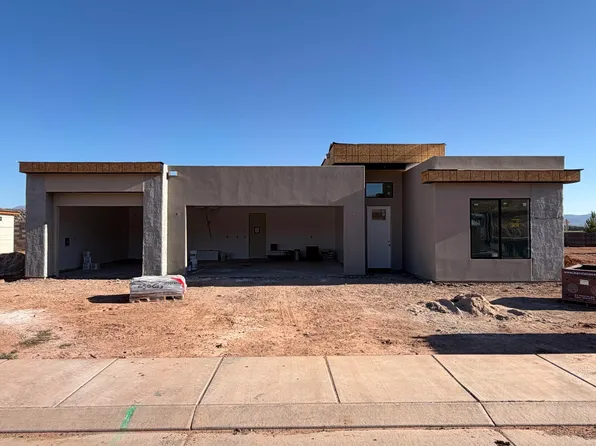 1758 W Monument Valley Rd, Hurricane, UT 84737