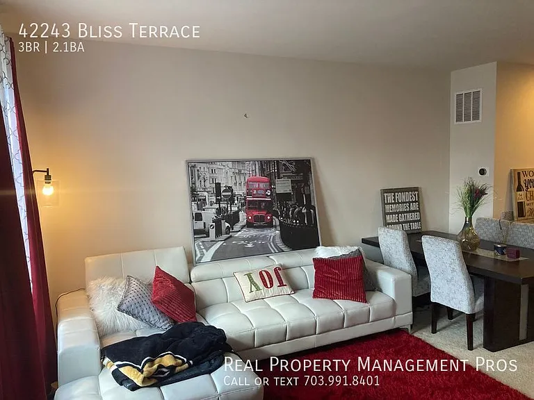 42243 Bliss Ter — Photo 7