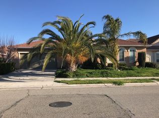 2449 Warner Ave, Clovis, CA 93611