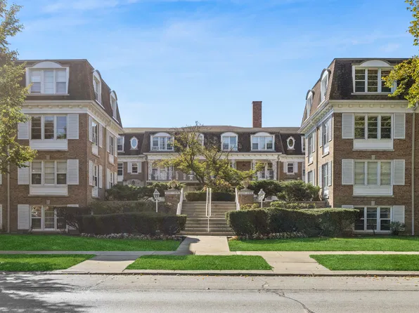 2238 Central St APT 2, Evanston, IL 60201