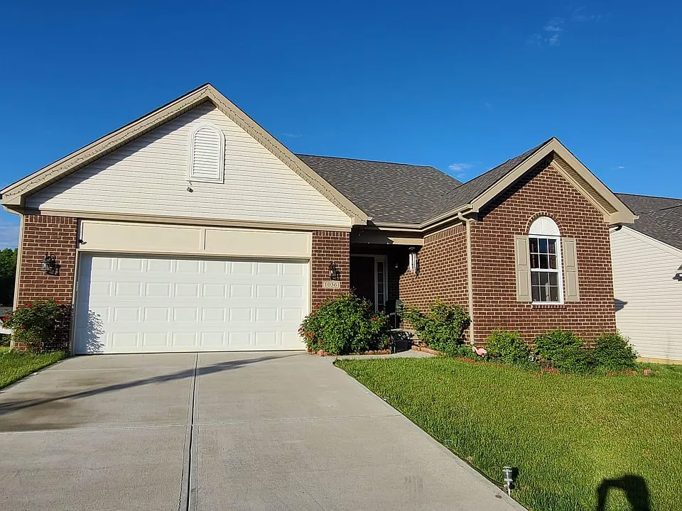 1036 Autumn Crest Ln