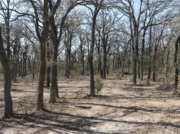 3292 Highway 31, Axtell, TX 76624