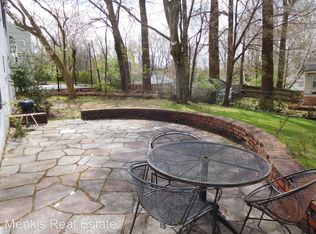 9616 Glencrest Ln, Kensington, MD 20895