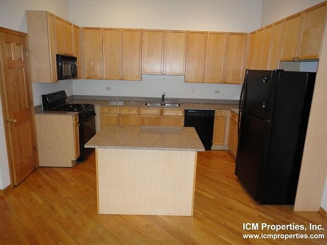 1st image of 2535 N Southport Ave #2H