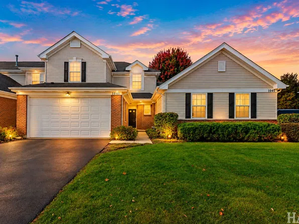 1041 Carrick Rd #44-3, McHenry, IL 60050