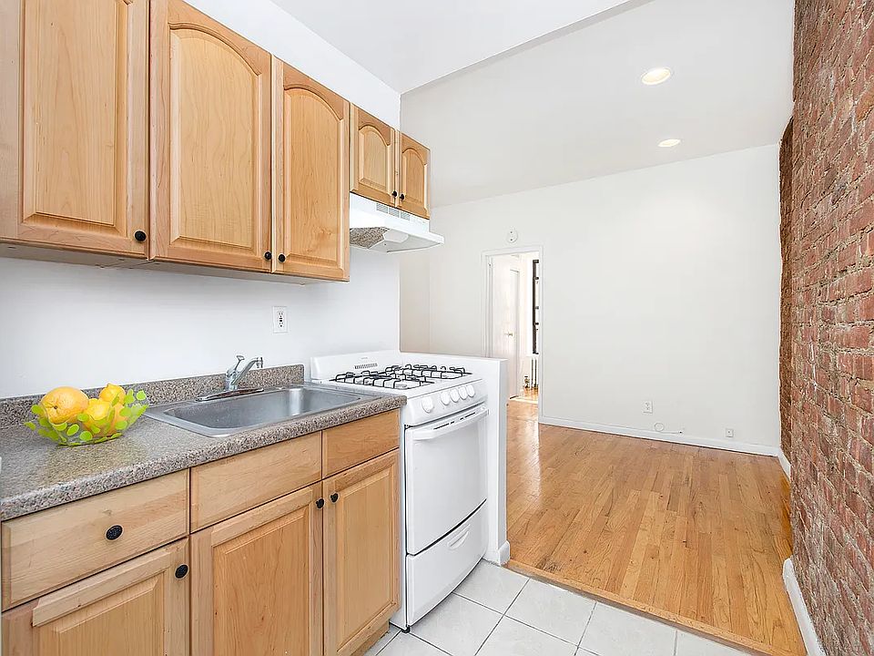 1st image of 309 E 95th St APT 15