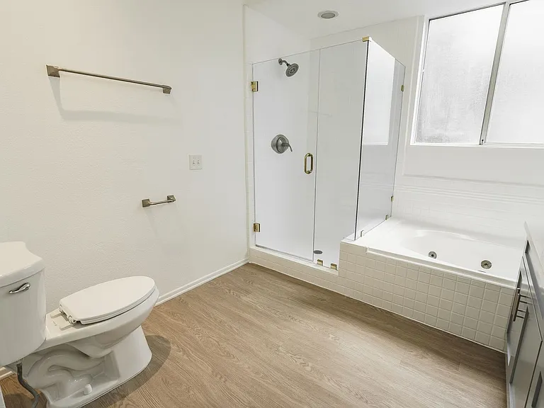 14056 Valleyheart Dr. — Photo 74