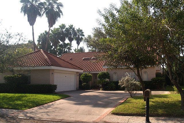 1st image of 3526 Plazas Del Lago Dr