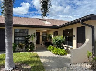 3906 SE 11th Pl APT 606, Cape Coral, FL 33904