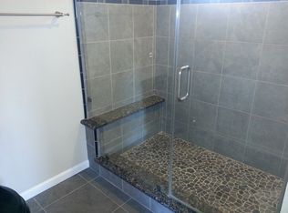 9200 Meadow Grove Dr, Elk Grove, CA 95624