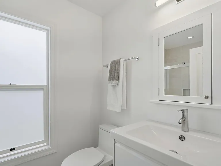 225 East St #A — Photo 8