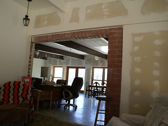 Entry looking into Great Room : ready for paint