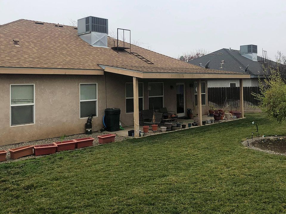 2nd image of 531 Village Ct