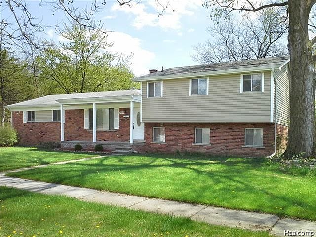 1st image of 29223 Lyndon St
