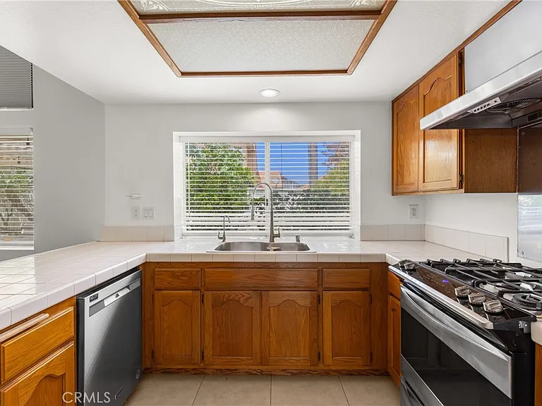 17255 Orangewood Ln — Photo 14