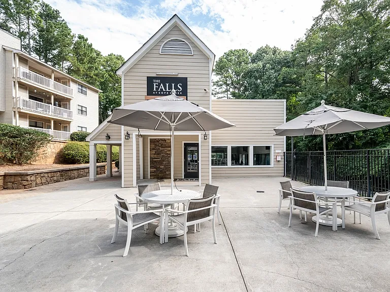 The Falls at Sope Creek Apartments — Photo 3