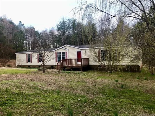 4284 Trojan Ln, Hudson, NC 28638