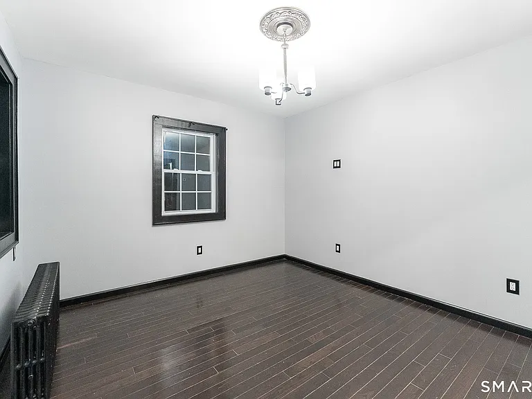 24 Concord St — Photo 10