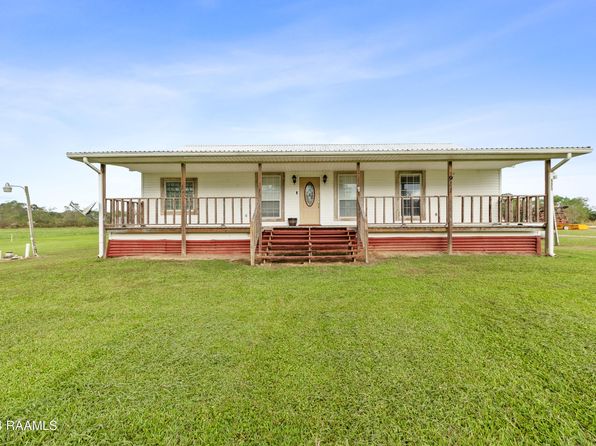 921 4th St, Mermentau, LA 70556