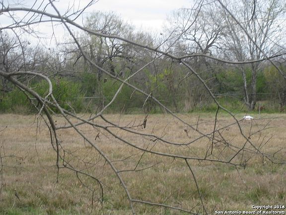3rd image of 767 Gillette Blvd
