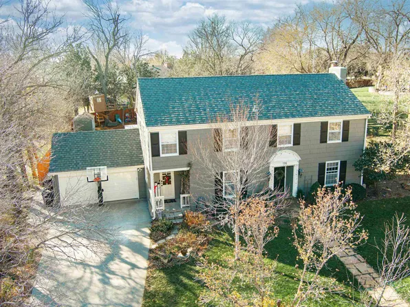 116 Overhill Rd, Salina, KS 67401