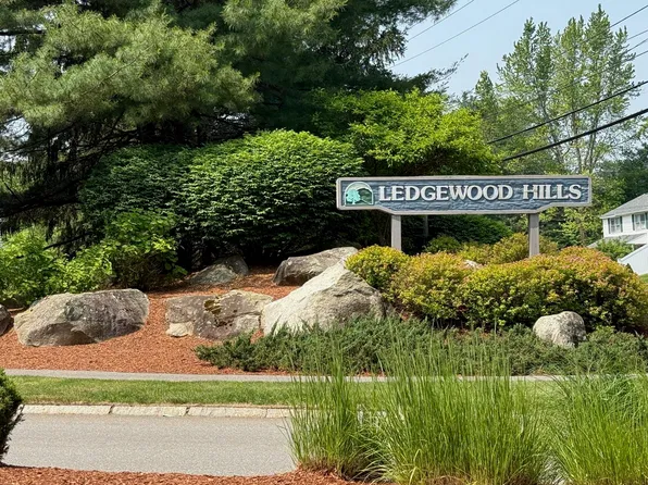 12 Ledgewood Hills Drive #204, Nashua, NH 03062