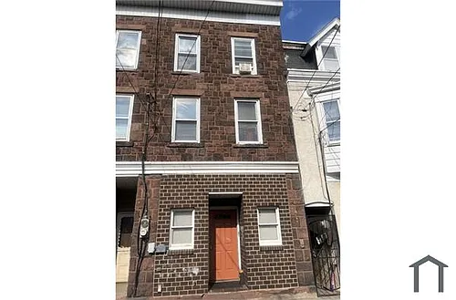 615 Ridge Ave Photo 1