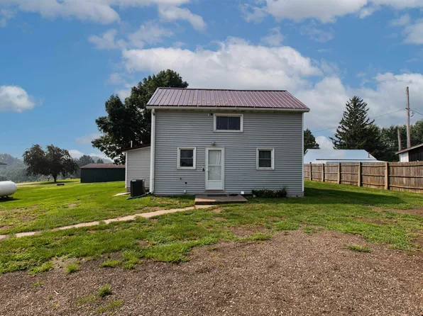 217 E Highway St, Mount Hope, WI 53816