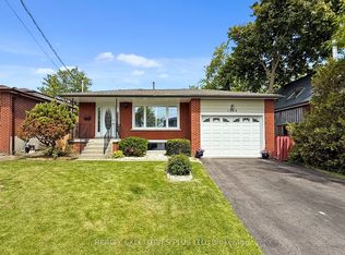 1304 Wharf St, Pickering, ON L1W 1A4
