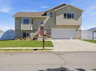 309 Cedar Ridge Dr, Hyde Park, UT 84318