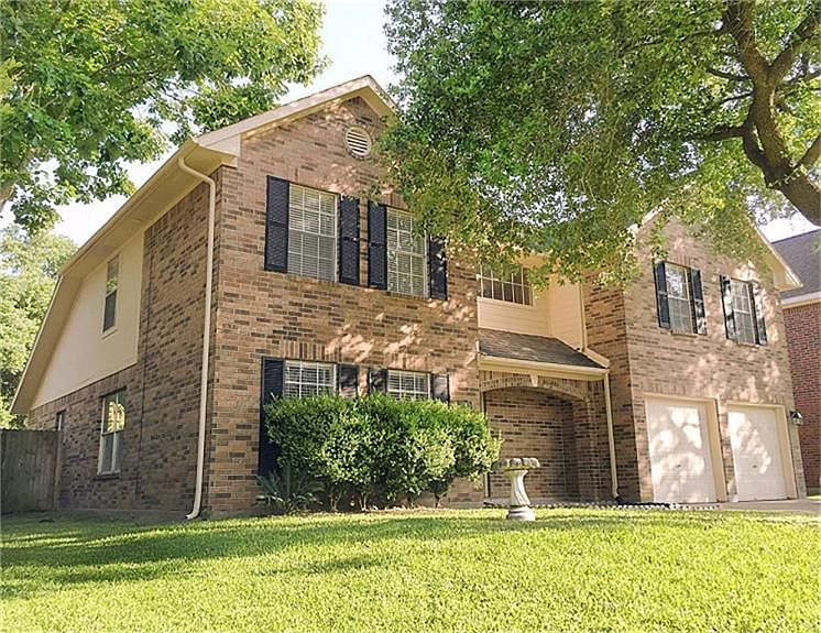 1st image of 1015 Mountain Meadows Dr