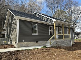 290 Leo Whitley Rd, Lafayette, TN 37083