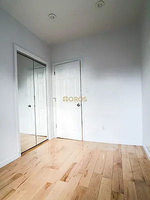 Rented by City Connections Realty | media 10