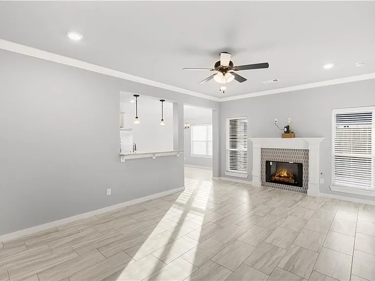 410 Peach Ave — Photo 10