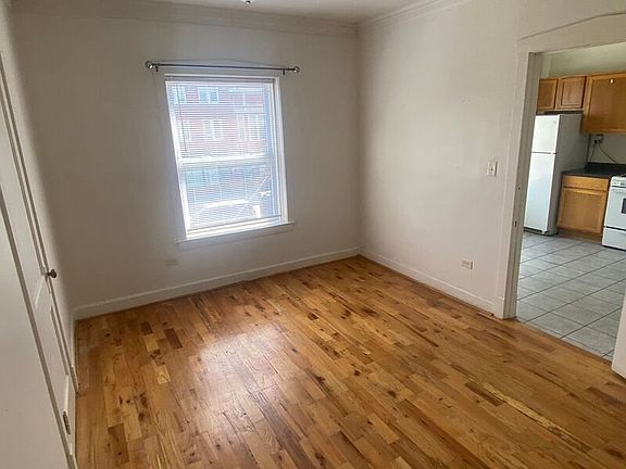 5th image of 3442 W Fullerton Ave #2