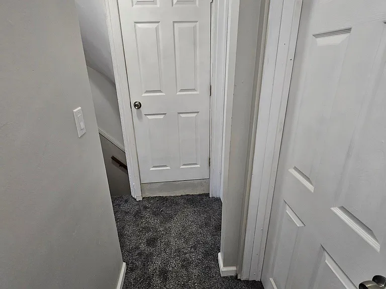 2702 Pratt St — Photo 17