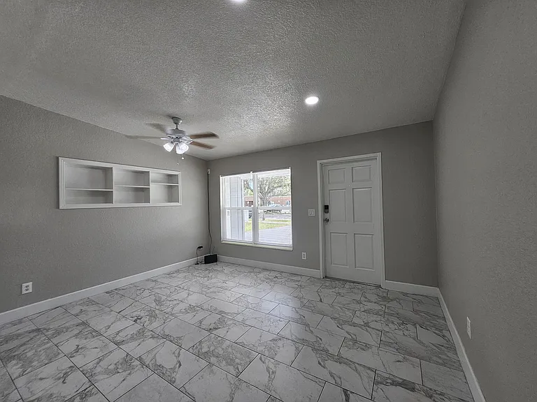 10117 N Ola Ave — Photo 13