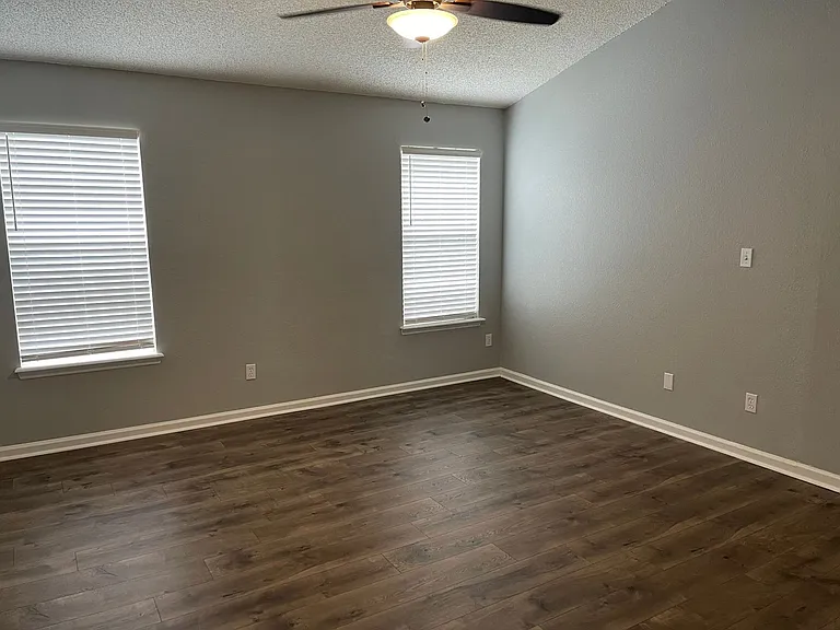 5326 Saint Ives Ln — Photo 8