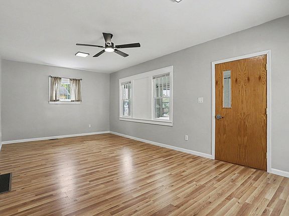 4th image of 601 Capital Ave SW