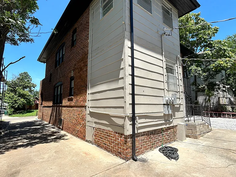 1316 NW 9th St #1/2 — Photo 30