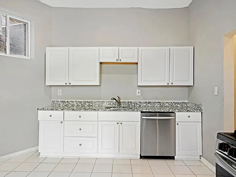 3131 W Augusta Blvd #1F — Photo 10