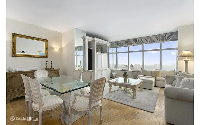 Rented by Douglas Elliman | media 24