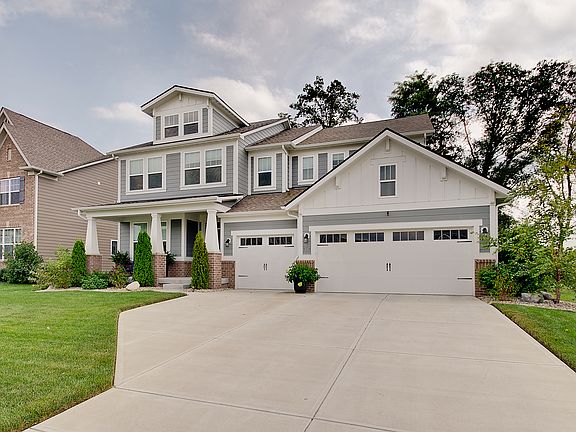3rd image of 16467 Dominion Dr