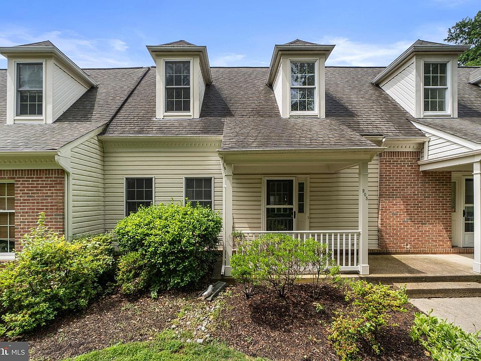 1st image of 905 McLendon Dr