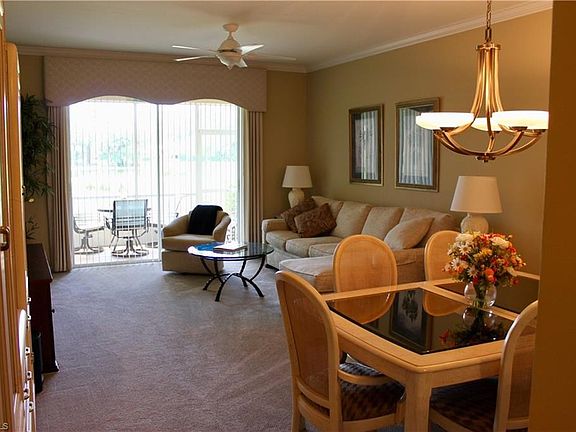 5th image of 3972 Bishopwood Ct E Unit 102