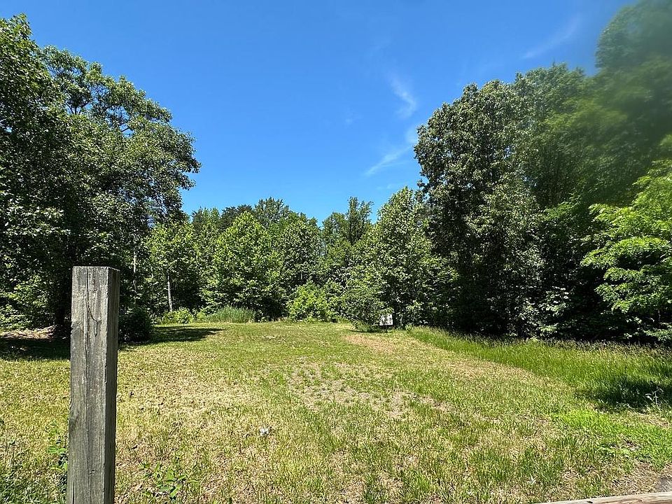 2nd image of 2601 John A Thompson Rd