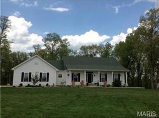 19239 Durango Dr, Warrenton, MO 63383