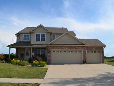 203 Country Ridge Dr, Mahomet, IL, 61853