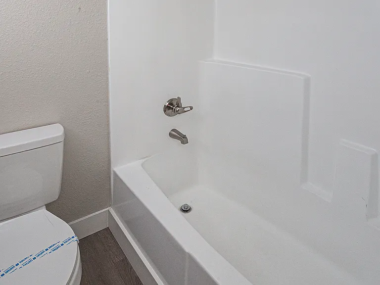 Enclave at Redwood — Photo 28